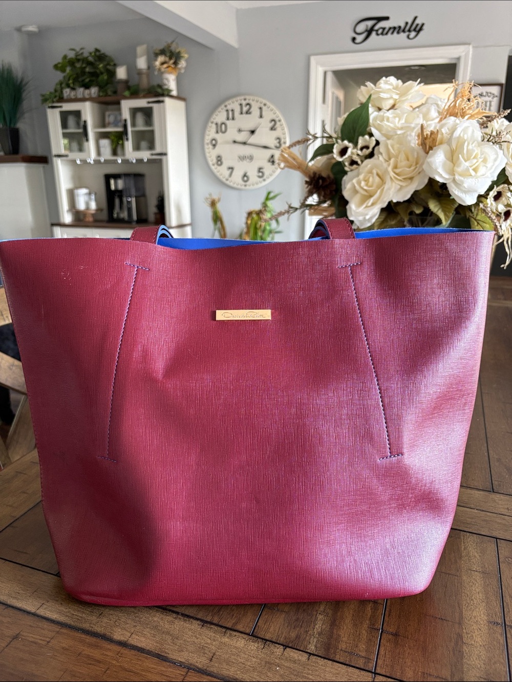 Oscar de la Renta Wine Tote with Bright Blue Interior